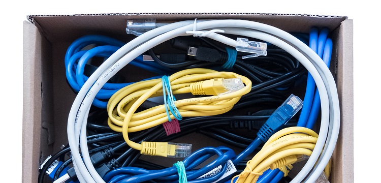 危廢和固廢的判定標(biāo)準(zhǔn)是什么 ?強(qiáng)壓之下，危廢處理產(chǎn)業(yè)的機(jī)遇與發(fā)展 健明迪檢測(cè)